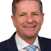 Taco Mets: “Royal Purple BiomaxTM EAL is een biologisch afbreekbare olie en hydrolyse-bestendig. Water is bij stilstand eenvoudig af te tappen en corrosie krijgt op de loopvlakken geen kans.”